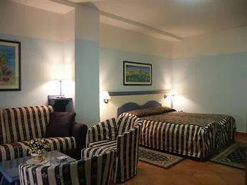 Albergo Del Pino Cercola 3*,